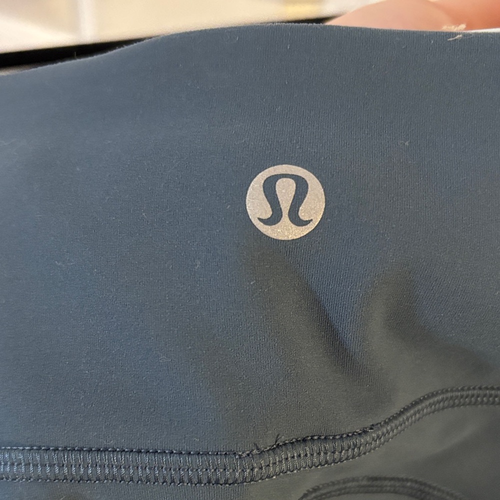 Lululemon Invigorate High-Rise Tight 25" Submarine Size 4 - Picture 2 of 13